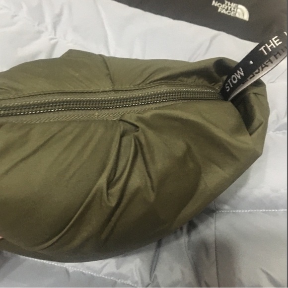 The North Face Nuptse 700 Down Stowaway Puffer Vest - Picture 14 of 16